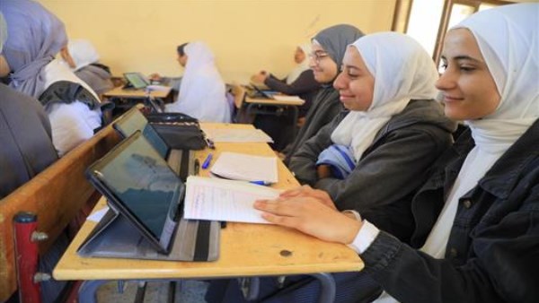 95% من طلاب أولى ثانوي يختارون البكالوريا المصرية