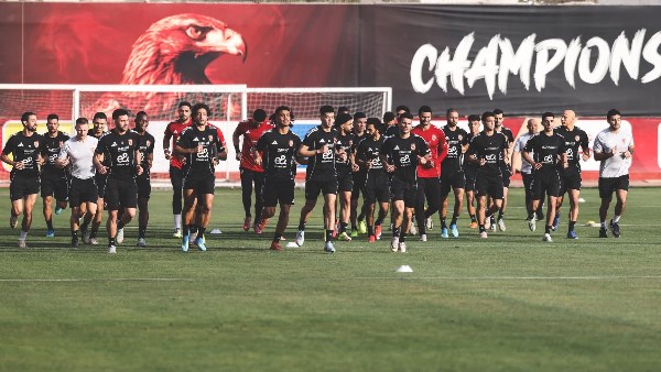 الأهلي يستعد لمواجهة بيراميدز في الدوري المصري