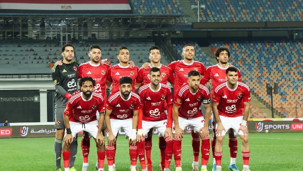 الأهلي يواجه أزمة الثلاثية قبل مباراة الزمالك