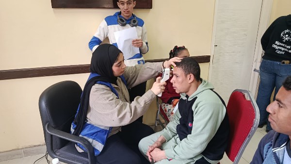 الأولمبياد الخاص المصري يطلق قافلتين طبيتين للاعبين بالمحافظات
