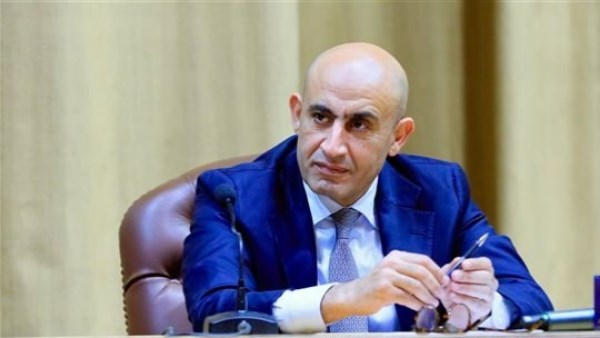 التعليم تنفي وفاة طالب بسبب فيروس في مدرسة القاهرة الجديدة