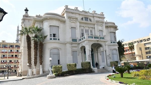 جامعة عين شمس توضح تفاصيل البحث عن لغز مقبرة توت عنخ آمون