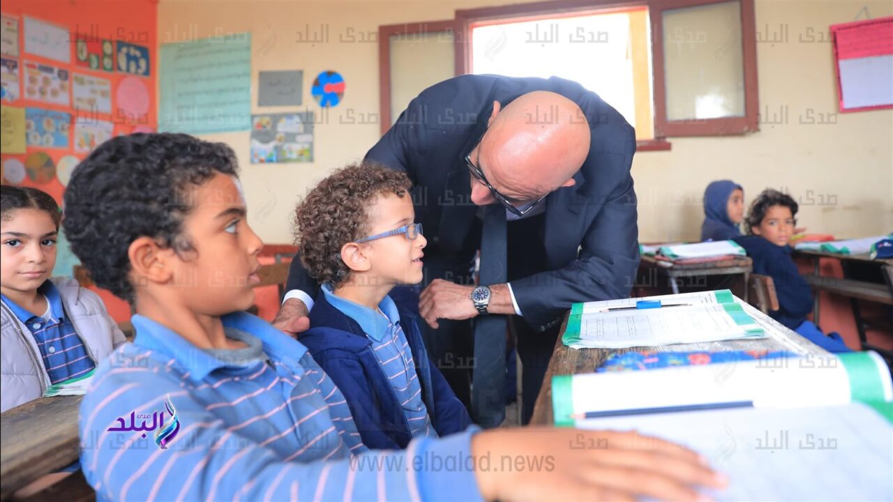 دعوات لتشكيل لجان لمراجعة المناهج المدرسية قبل بدء العام الدراسي