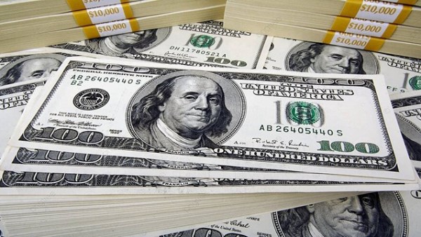 دولار يسجل 51.9 جنيهاً وأرخص سعر في بعض البنوك