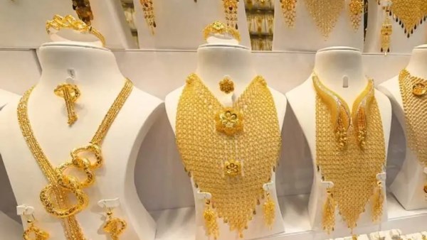 سعر الذهب ينخفض وعيار 21 يفقد 1050 جنيها