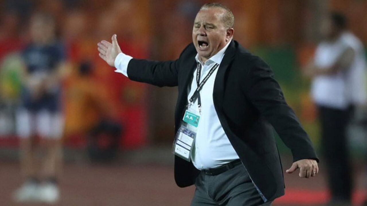 شوقي غريب: الزمالك الأقرب للفوز على بيراميدز