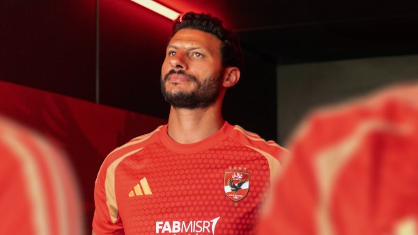 محمد الشناوي يطلب من توروب العودة لحراسة مرمى الفريق