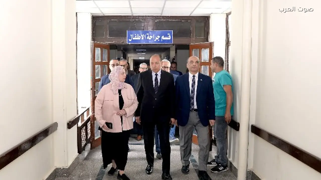 رئيس جامعة المنصورة يتفقد مشروعات التطوير الطبي الجديدة