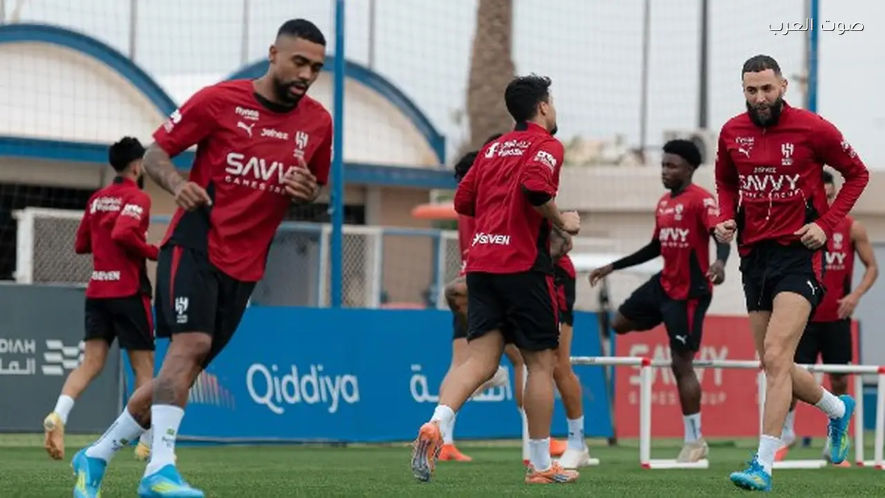 موعد مباراة الهلال والخليج في صدارة الدوري السعودي