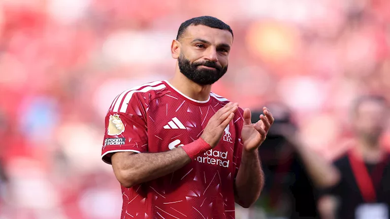 محمد صلاح: موقفه من الانتقال إلى دوري روشن وفقًا لتقارير سعودية