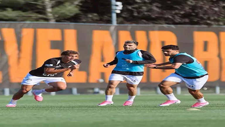 منتخب مصر يستعد لمواجهة البرازيل ودياً بتدريبات بدنية وفنية جماعية